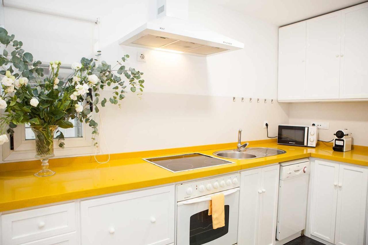 Charming Apartment With Pool And Garage Seville Luaran gambar