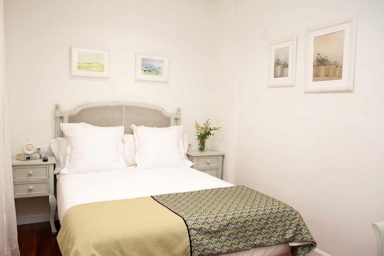 Charming Apartment With Pool And Garage Seville Luaran gambar