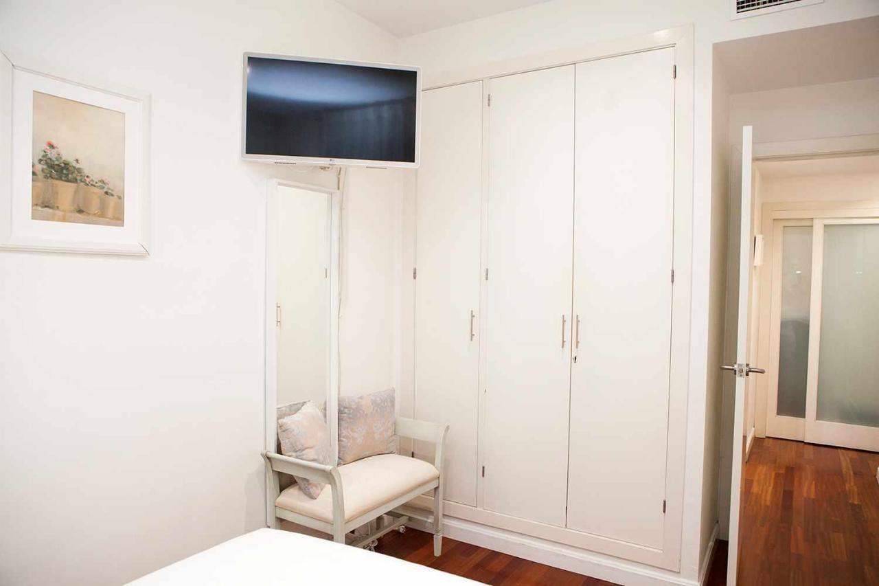 Charming Apartment With Pool And Garage Seville Luaran gambar