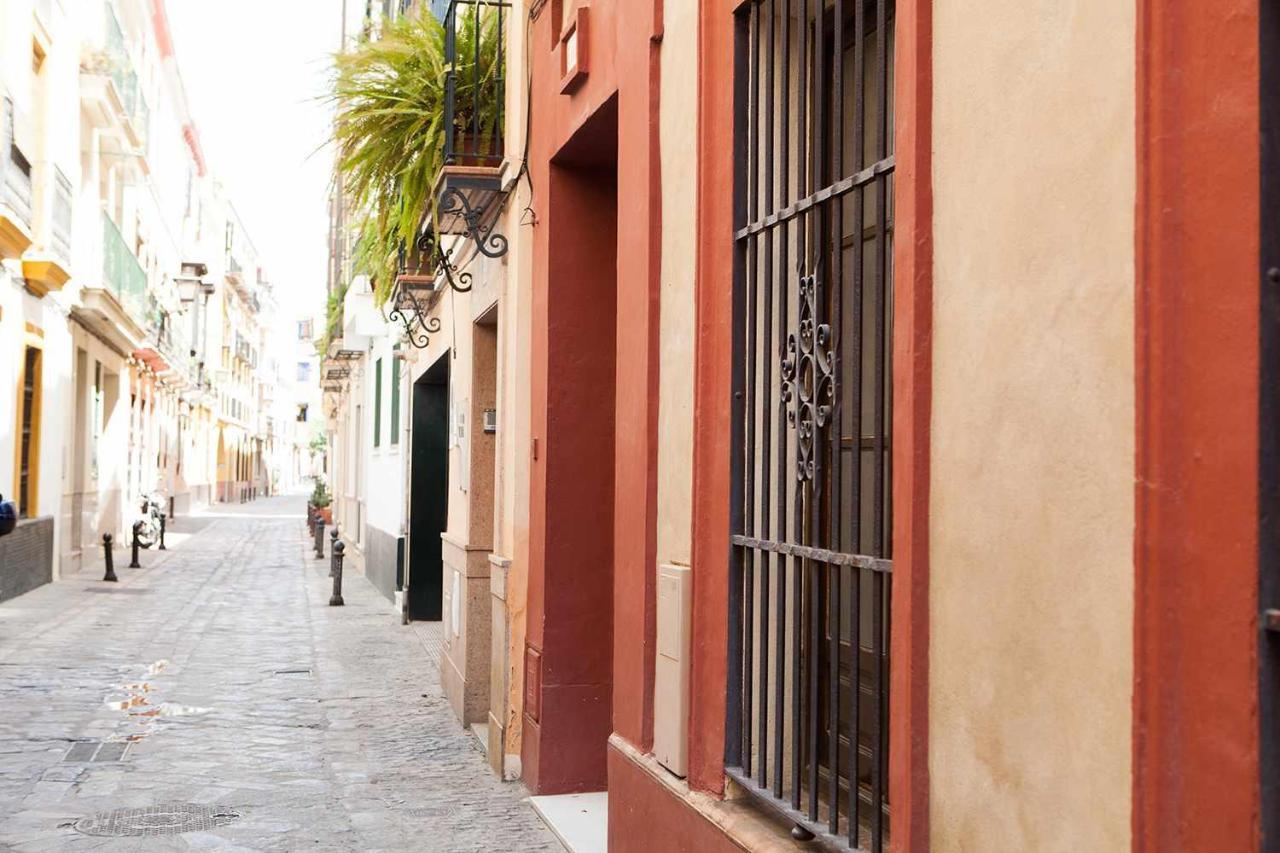 Charming Apartment With Pool And Garage Seville Luaran gambar